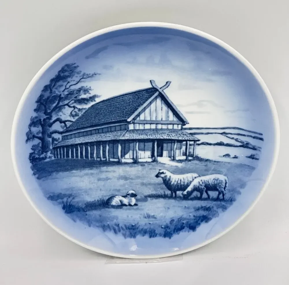 DAK Viking Royal Copenhagen Roskilde Denmark Annual 1977 Plate